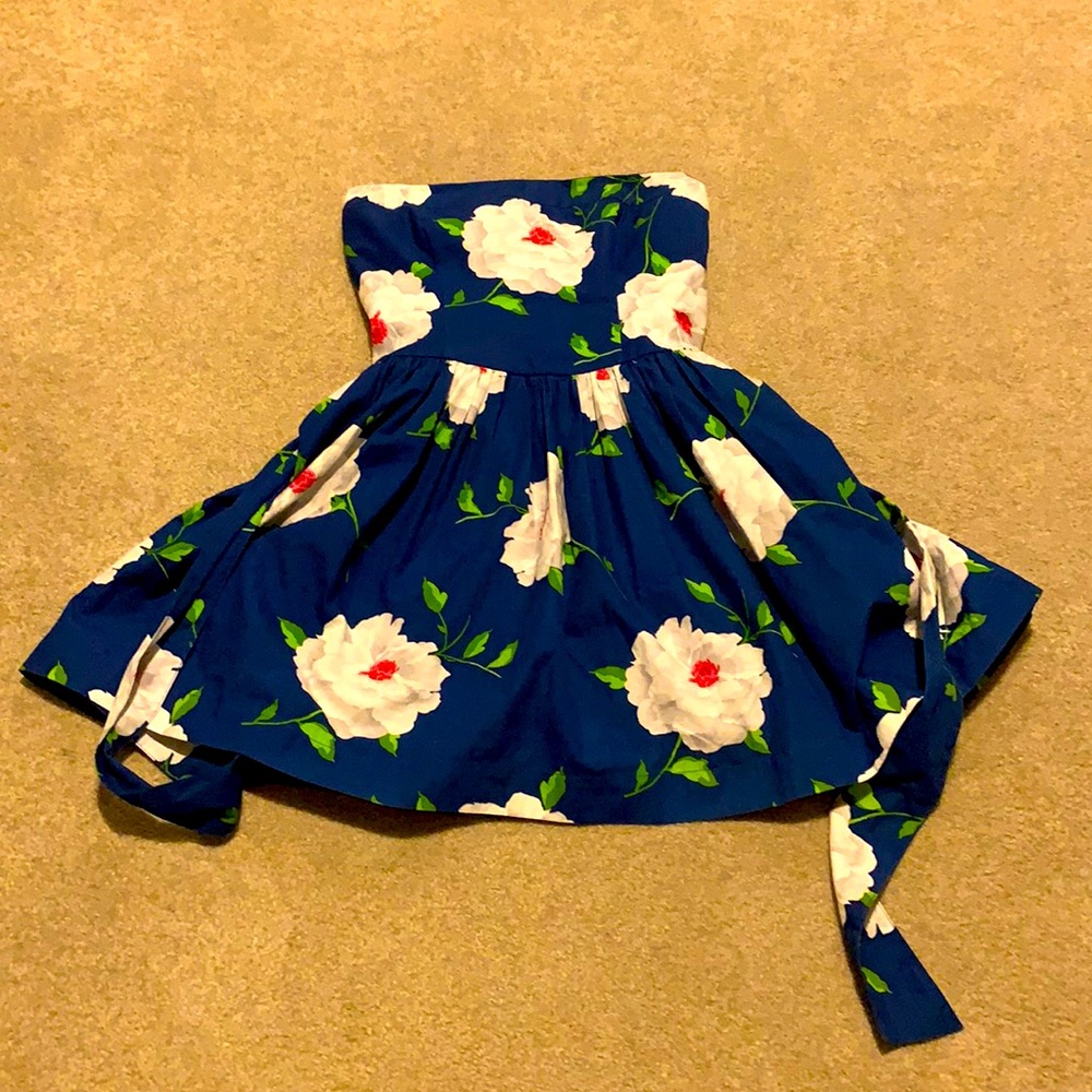 Abercrombie & Fitch strapless cotton dress